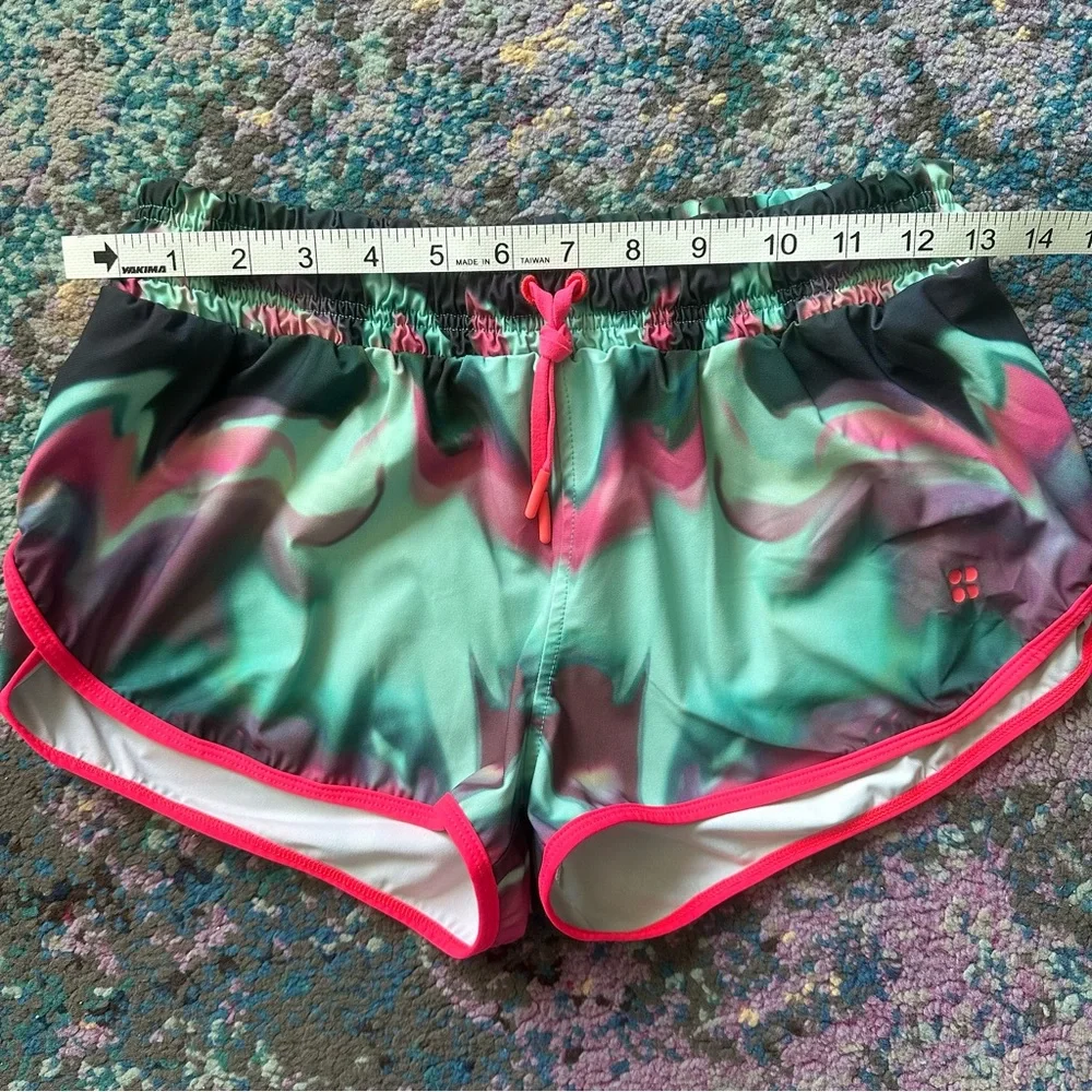 🏃♀️Sweaty Betty Shorts🏃♀️ - Picture 2 of 7